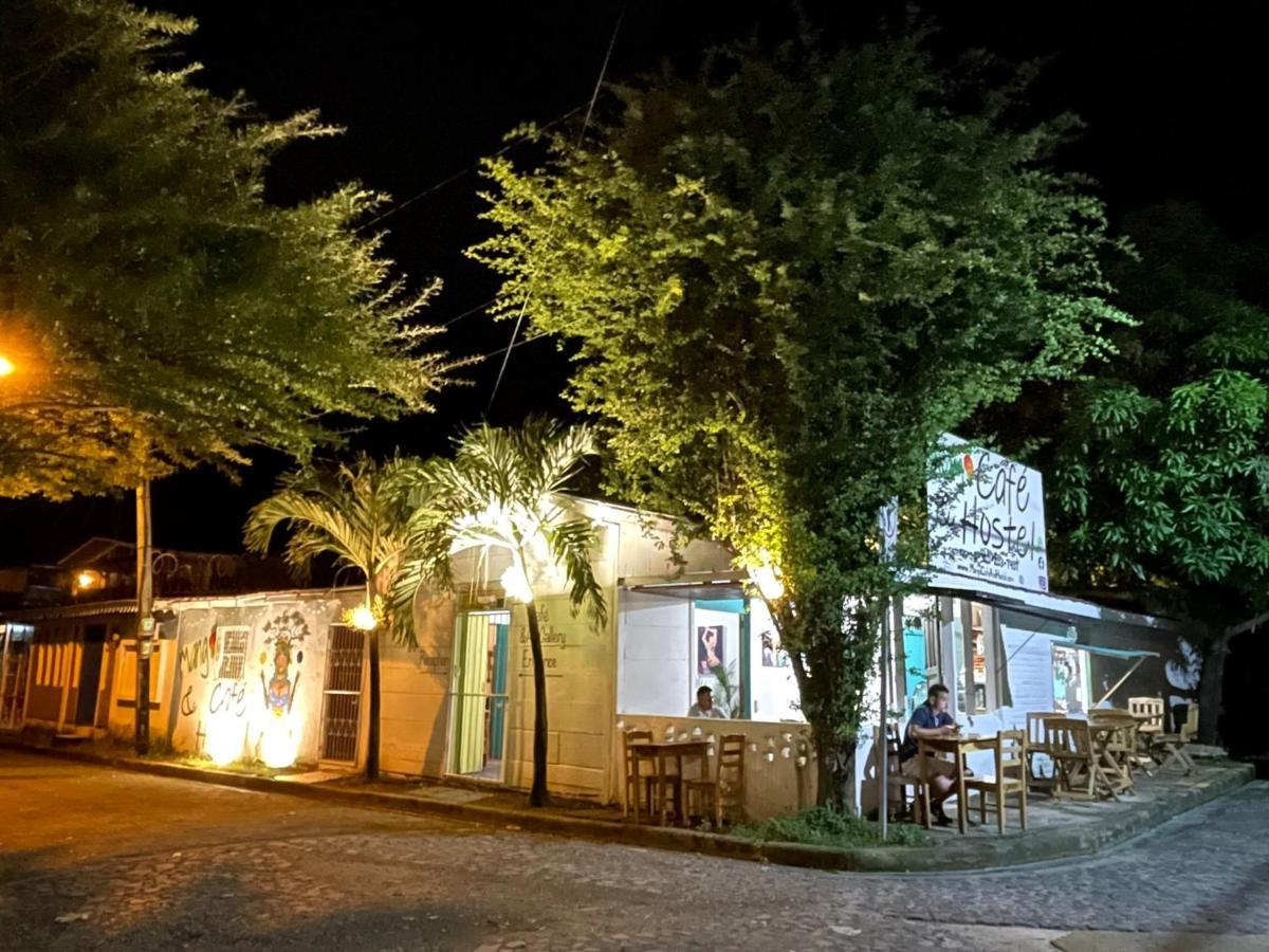 Mango Cafe And Hostel San Juan del Sur Bagian luar foto