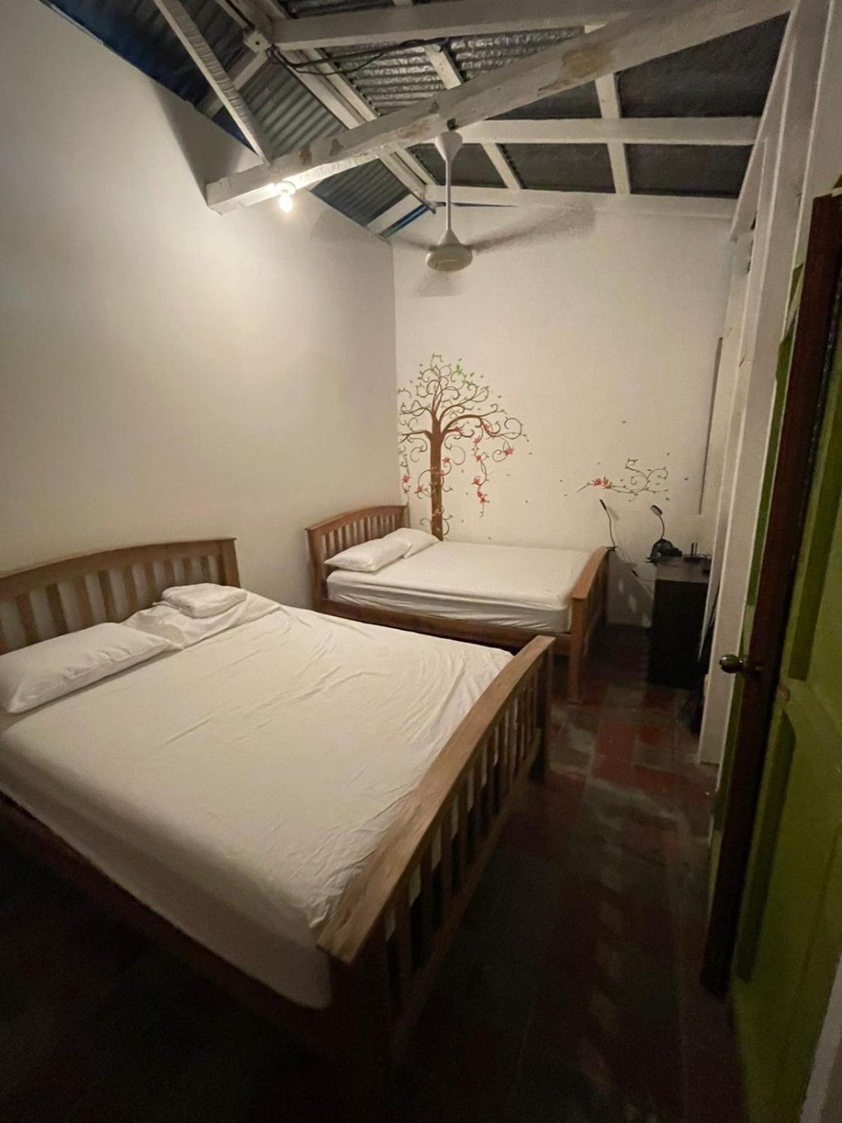 Mango Cafe And Hostel San Juan del Sur Bagian luar foto